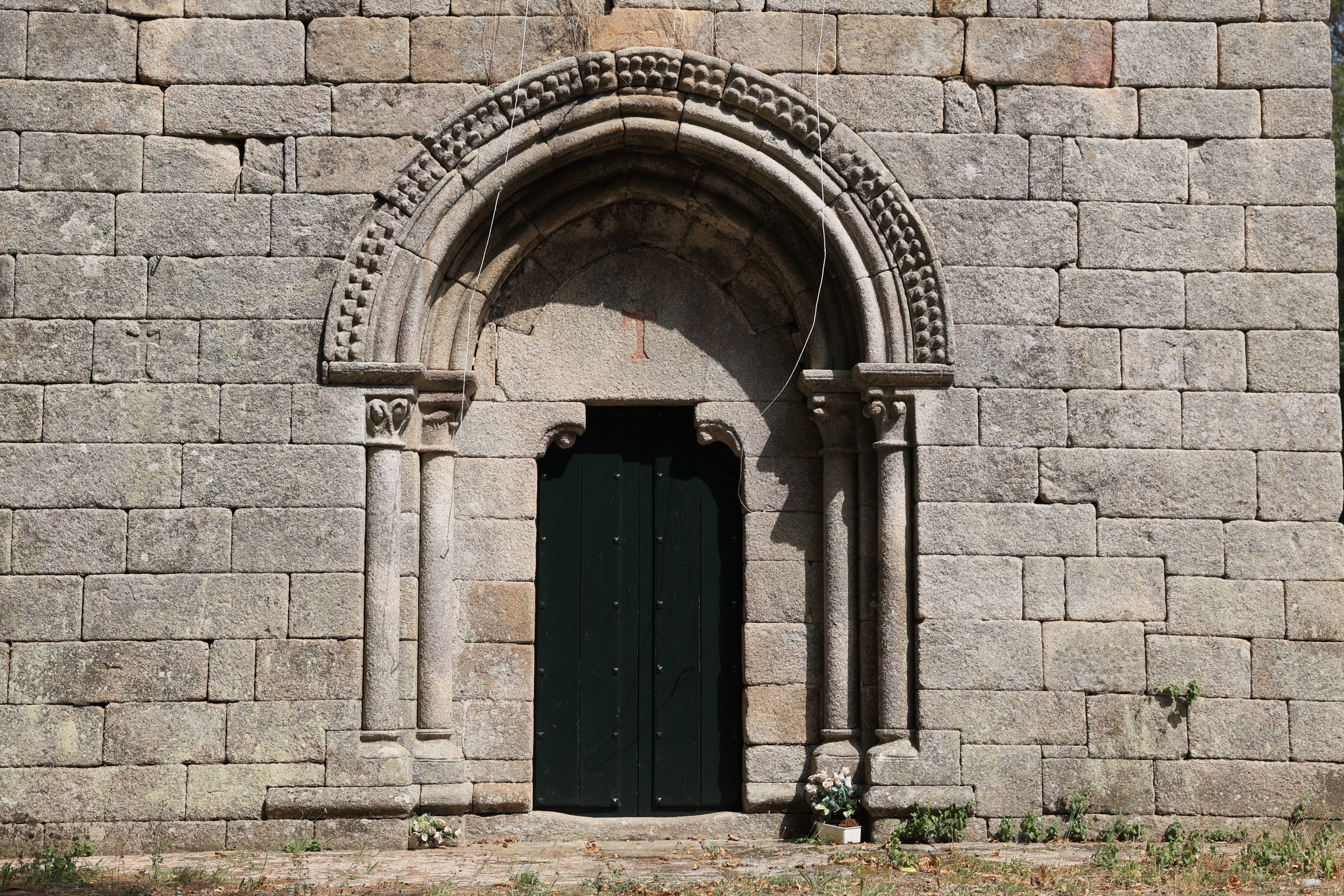 Iglesia de San Mamede de Moldes