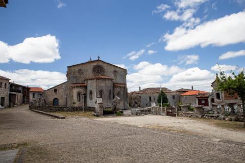 Iglesia Santa Mariña de Augas Santas