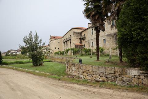 Monasterio y Puente  Medieval de San Clodio