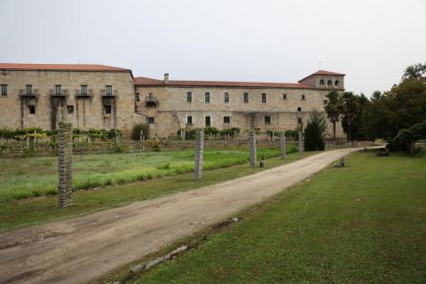 Monasterio y Puente  Medieval de San Clodio