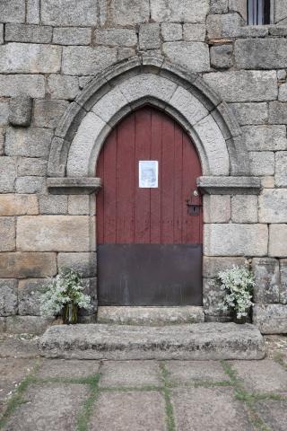 Iglesia de Mixós